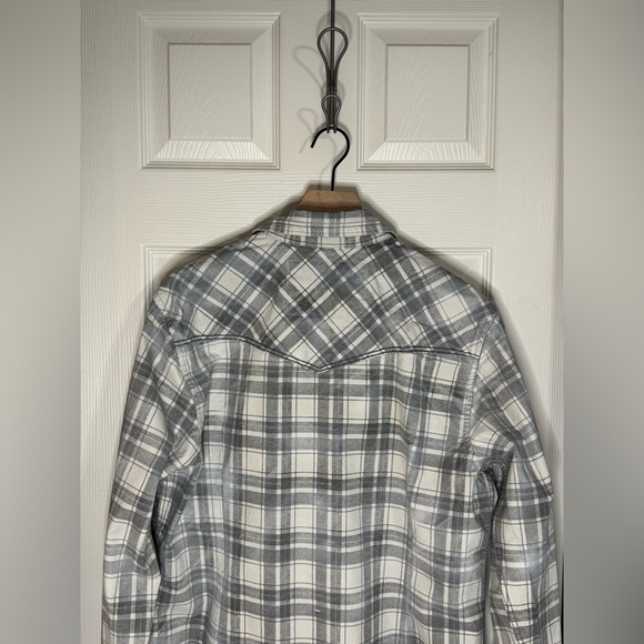 Men’s Guess Denim Button Down Shirt - Picture 4 of 12